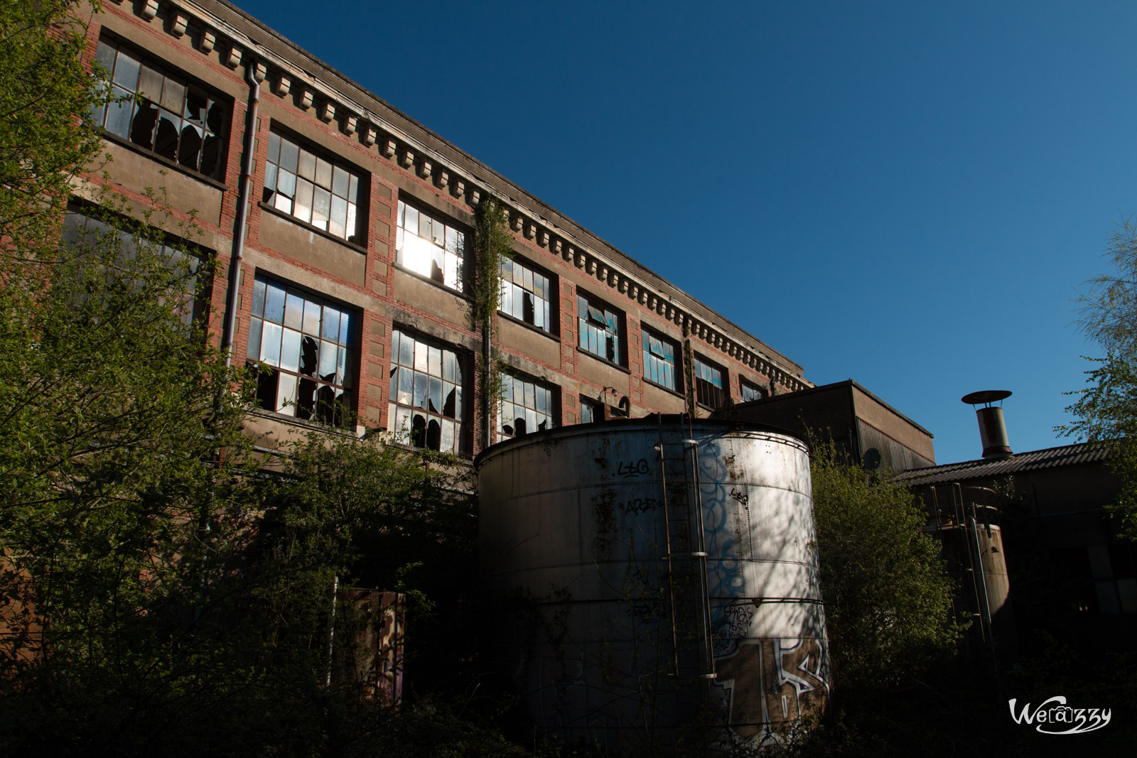 Une usine désaffectée, pas si abandonnée – 1ère partie