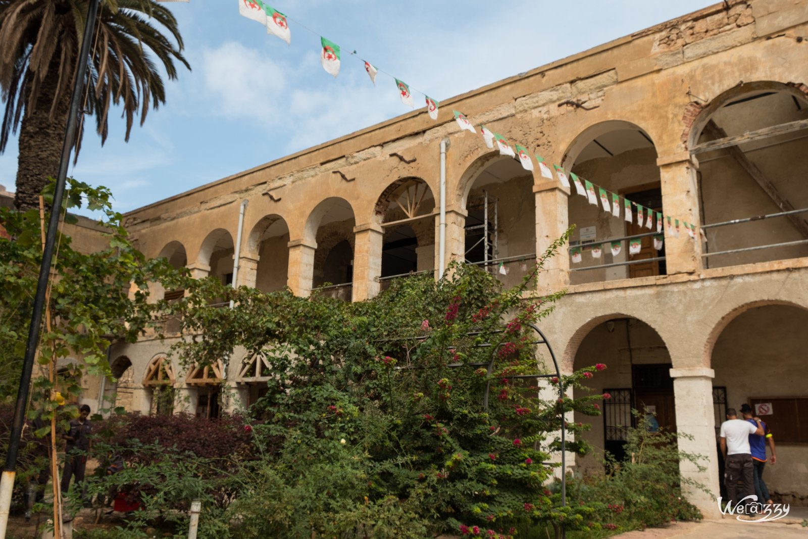 Algérie, Oran, Sidi Al Houari, Voyage